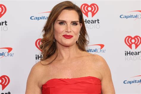 brooke shields naked|Brooke Shields, Christopher Atkins recall uncomfortable naked .